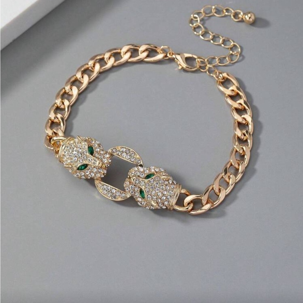 Elegant Double Head Gold Panther Bracelet nwt - Picture 3 of 6